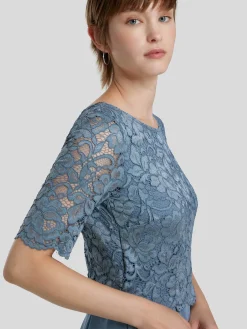 Abendkleid mit Spitze