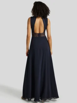 Abendkleid mit Spitzeneinsatz