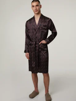 Bademantel aus Seide