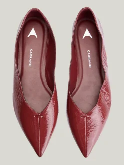 Ballerinas aus Lackleder