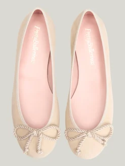 Ballerinas mit Schleife