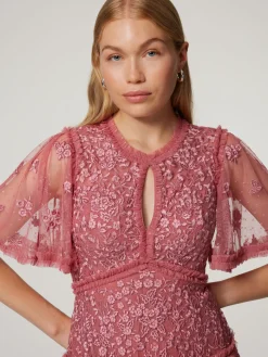 Besticktes Abendkleid