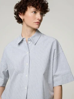 Bluse im Cropped Boxy Fit