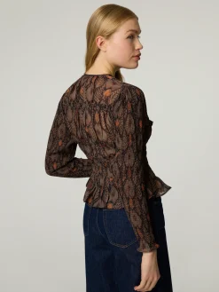 Bluse mit Rüschen