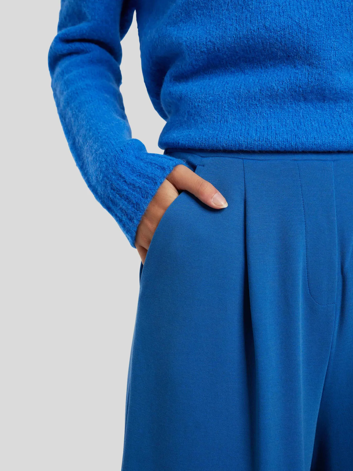 Bundfaltenhose aus Jersey CANTER