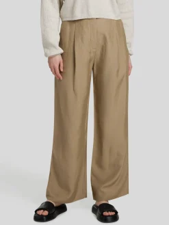 Bundfaltenhose mit Leinen