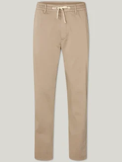 Chino im Regular Fit DEGER