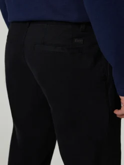 Chino im Relaxed Fit PLEATED