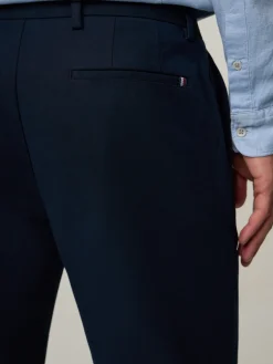 Chino im Straight Fit DENTON