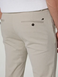 Chino im Super Slim Fit MILANO