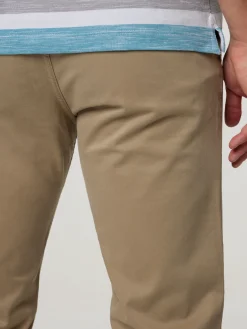 Chino im Tapered Fit