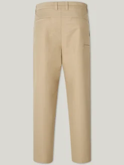 Chino im Tapered Fit PERIN