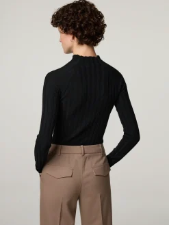 Feinstrickpullover aus Wolle