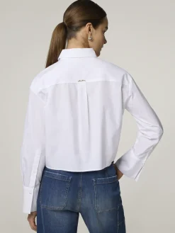 Hemdbluse mit Krawatte