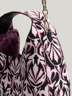 Henkeltasche im Jacquard-Strick