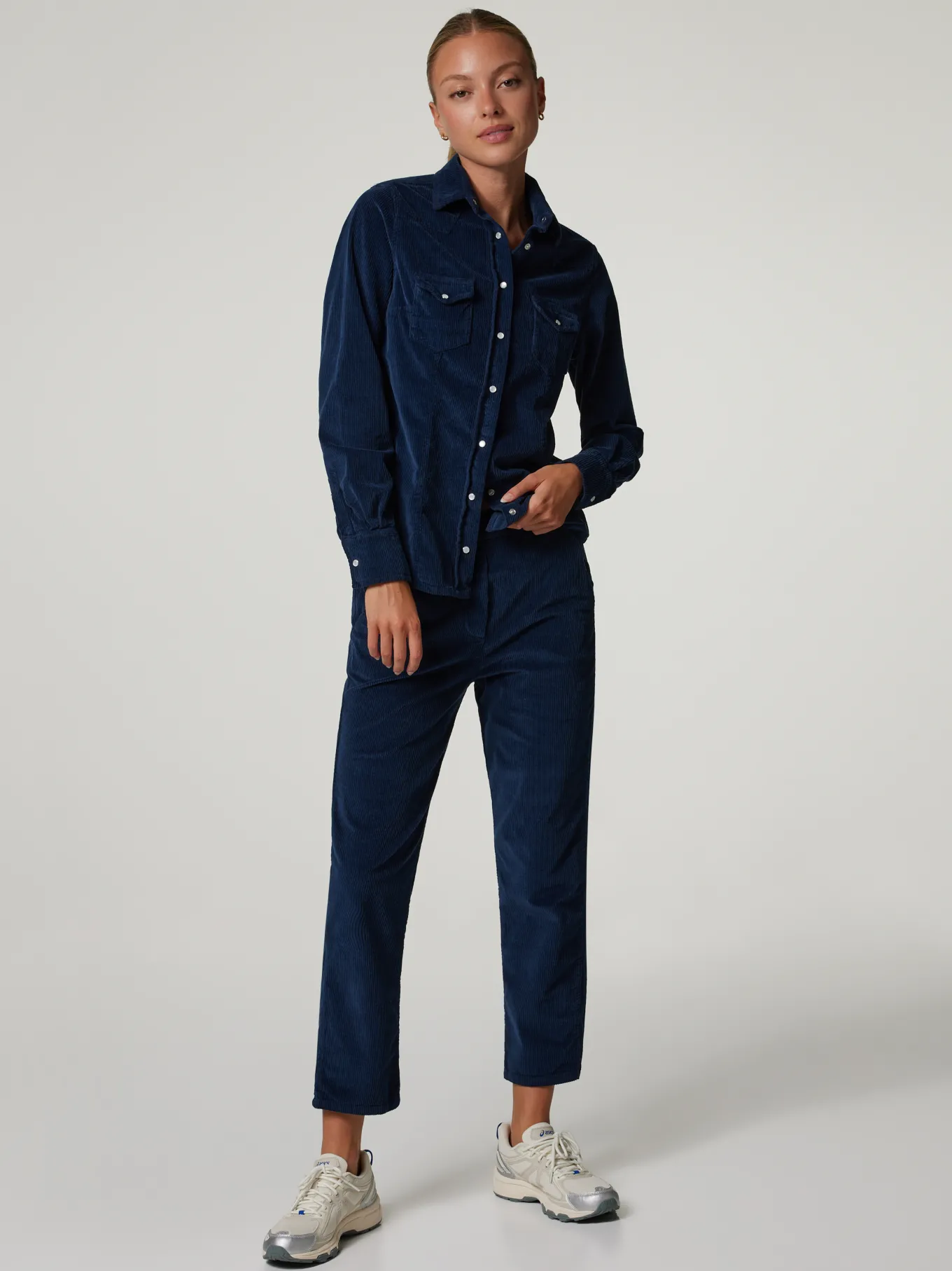 Hose aus Cord LUISA HELSINKI