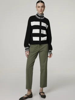 Hose im Feminine Fit