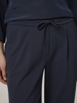 Hose im Jogging-Look