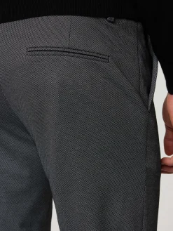 Hose im Slim Fit AJEND