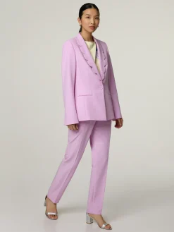 Hose mit Bügelfalte