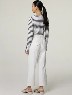 Hose mit Bügelfalte