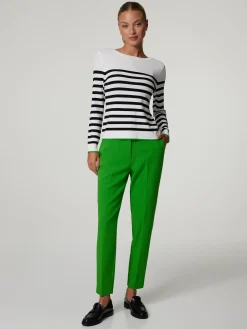 Hose mit Bügelfalte