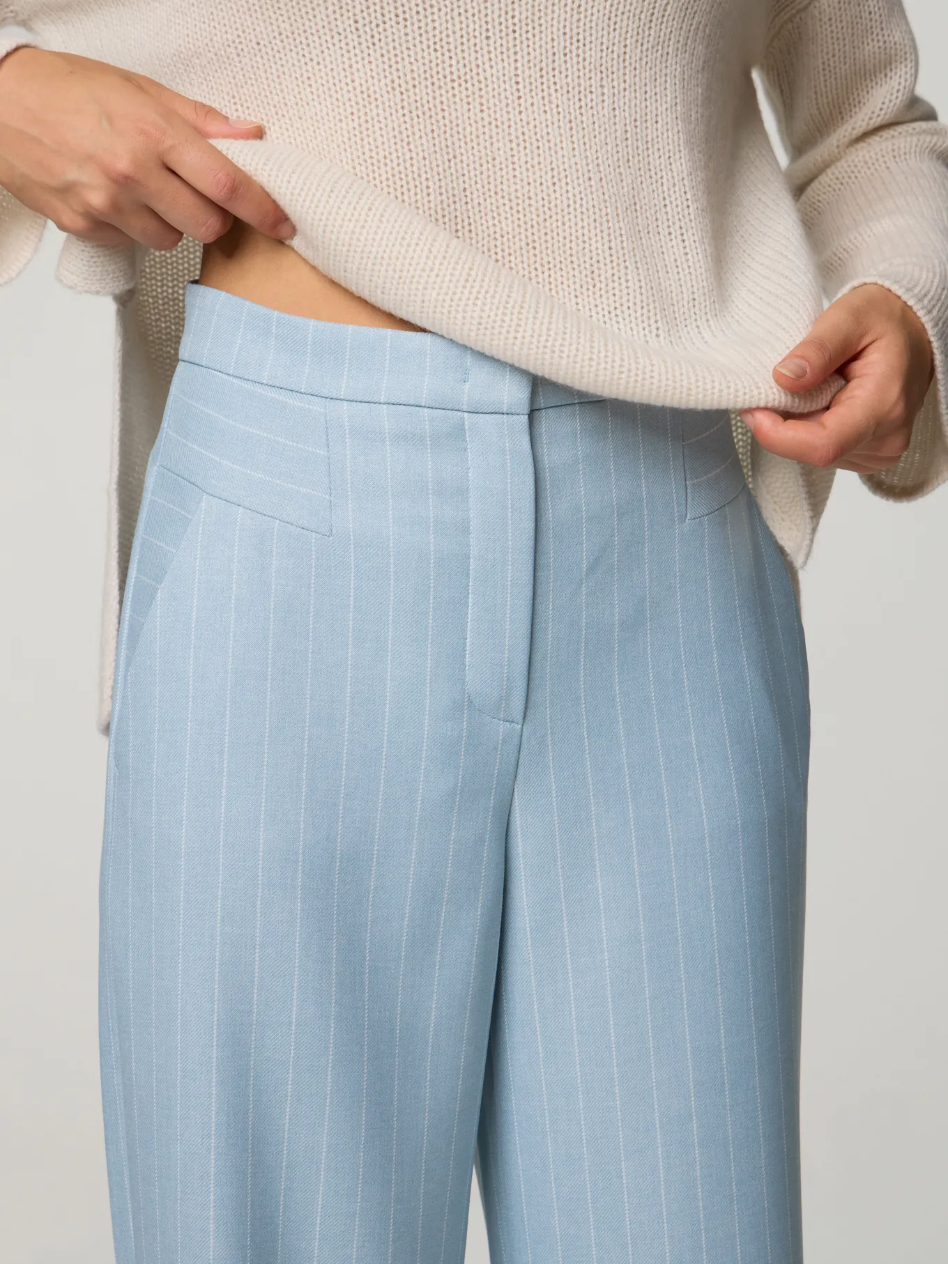 Hose mit Nadelstreifen XENIA