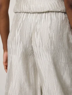 Hose mit weitem Bein