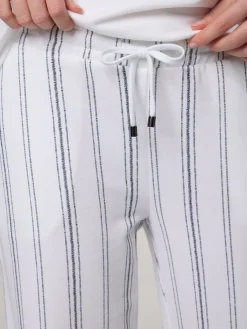 Hose mit weitem Bein