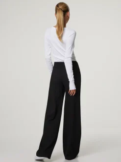 Hose mit weitem Bein BEFORE