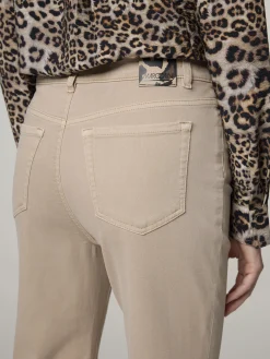 Jeans im Feminine Fit