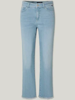 Jeans im Feminine Fit