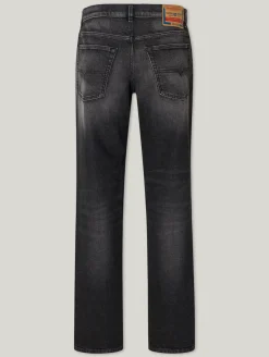 Jeans im Regular Fit D-FINITIV