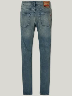 Jeans im Regular Fit D-STRUKT