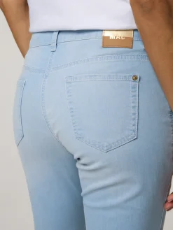 Jeans im Relaxed Fit SUE