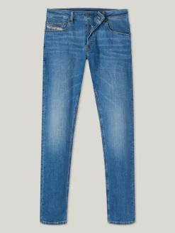 Jeans im Slim Fit D-LUSTER