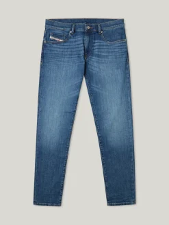 Jeans im Slim Fit D-STRUKT