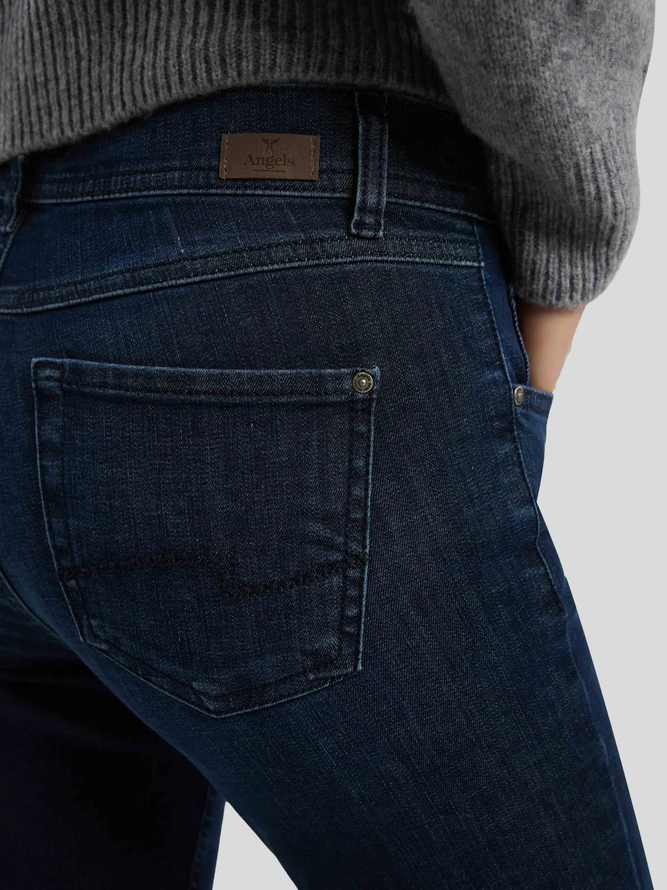 Jeans im Slim Fit ORNELLA