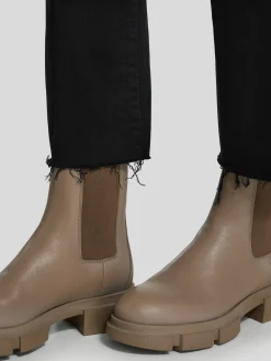 Jeans im Slim Fit THE HUSTLER FREY