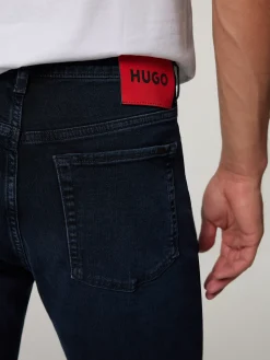 Jeans im Tapered Fit