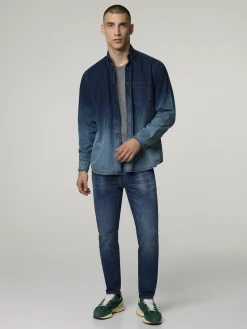 Jeans im Tapered Fit