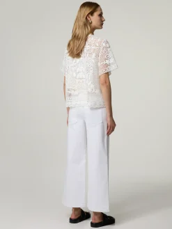 Jeans mit weitem Bein