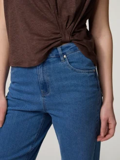 Jeans mit weitem Bein