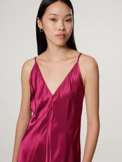 Kleid aus Satin