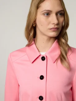 Kurze Jacke mit Kentkragen