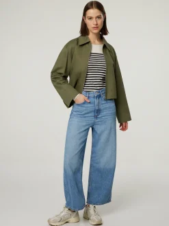 Kurze Jacke mit Leinen