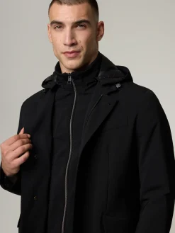 Mantel mit abnehmbarer Kapuze