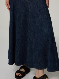 Maxijupe aus Denim