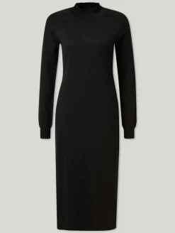 Midi-Strickkleid mit Stehkragen