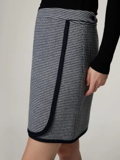 Minijupe in Wickeloptik